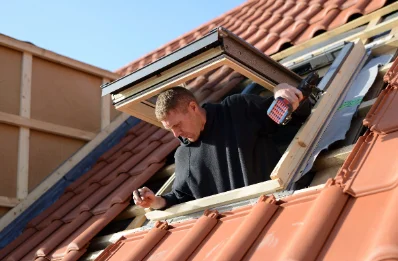 Pose de fenêtres de toit Velux à Blandas